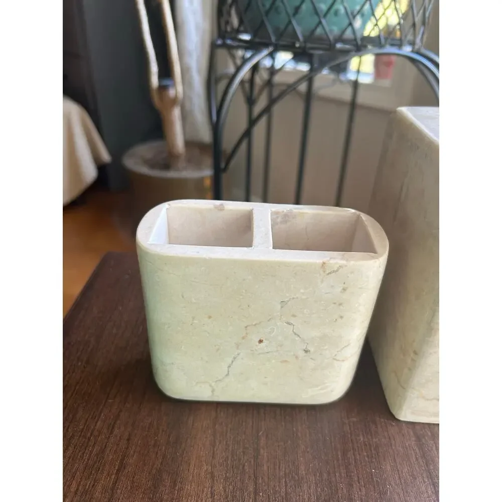 Bed Bath & beyond MARBLE BATHROOM TISSUE BOX COVER & TB Holder - CHAMPAGNE